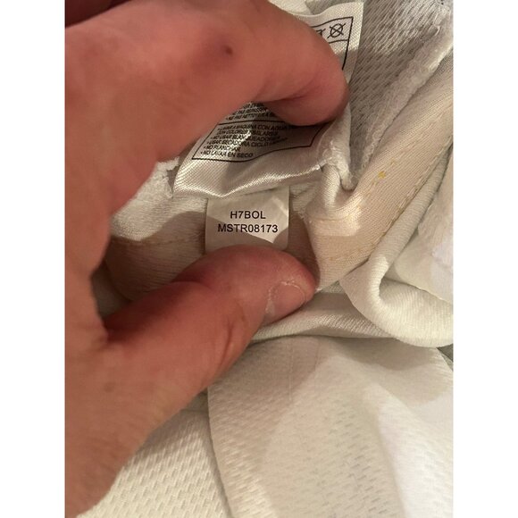 Nike Team Iowa Hawkeyes #11 NCAA Basketball Jersey White Men's Small - Picture 9 of 9